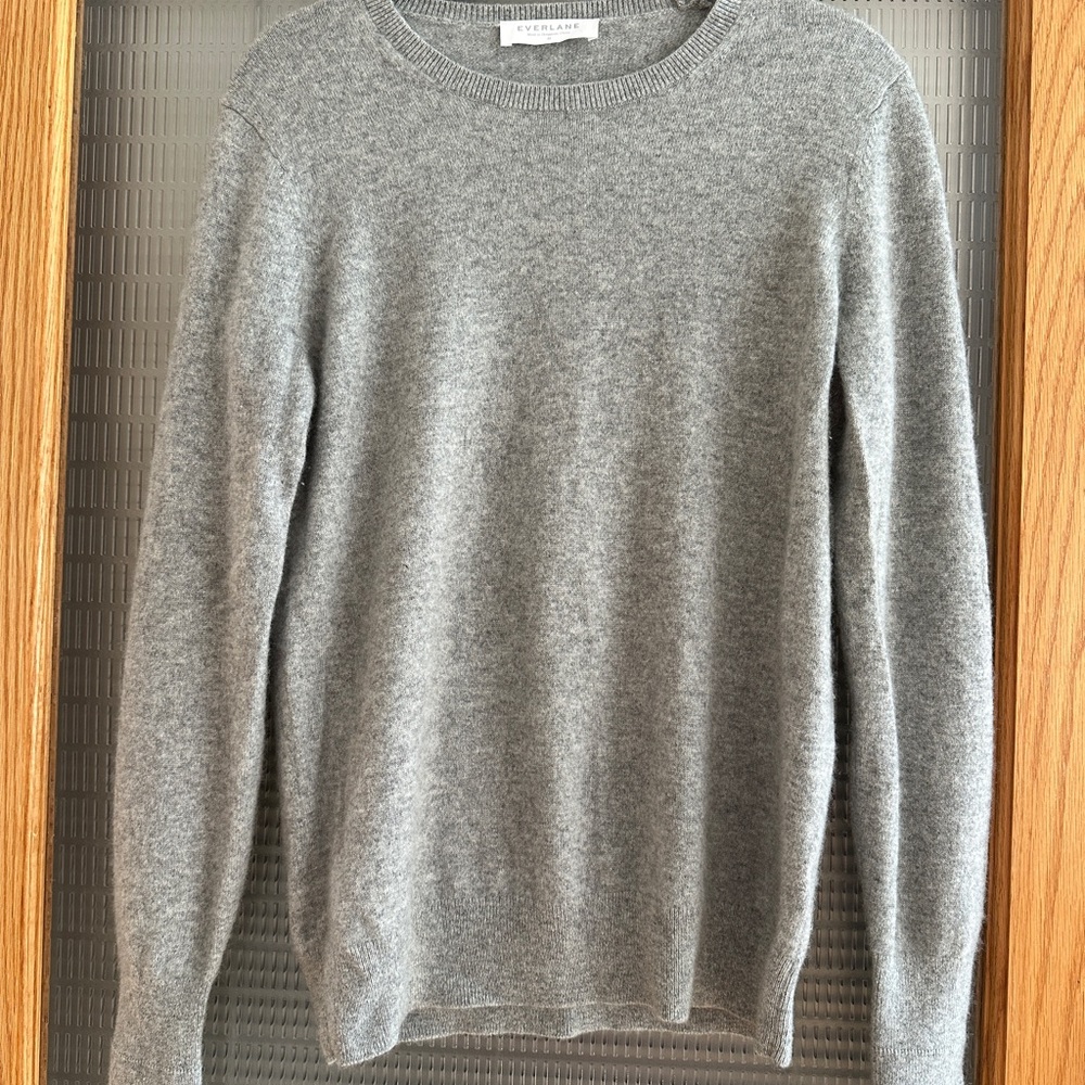 Everlane Cashmere Crewneck Sweater - Medium